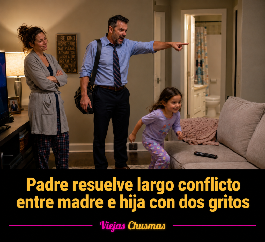 Padre interviniendo en una discusión entre madre e hija